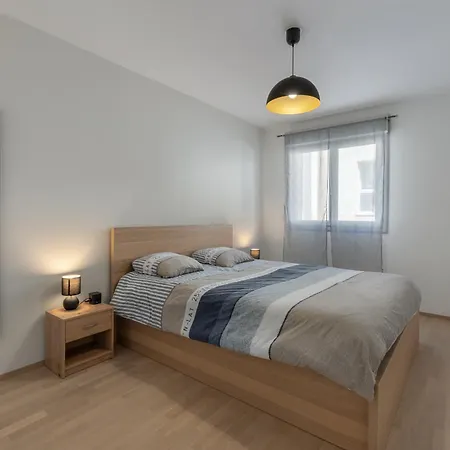Grand Port - Spacieux - Terrasse Jardin - Parking *