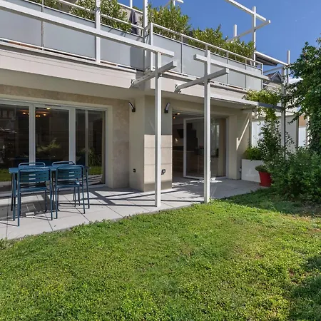 Grand Port - Spacieux - Terrasse Jardin - Parking شقة إيكس ليه با